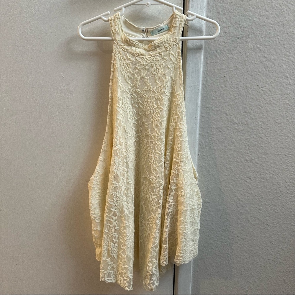 Urban Outfitters Cream Lace Sleeveless Top